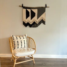 Load image into Gallery viewer, Abstract Macrame No. 002