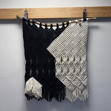 Load image into Gallery viewer, Abstract Macrame #008
